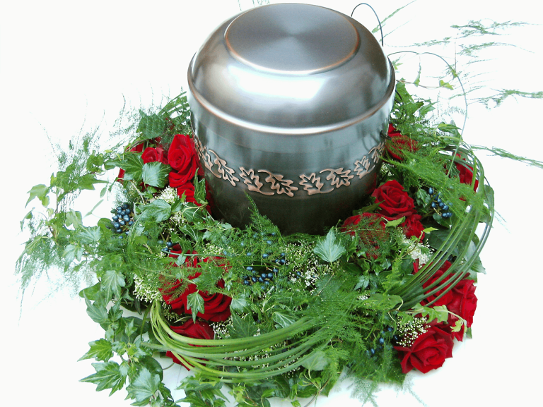 Trauerfloristik Urnenschmuck – Bestattungshaus C. Spindler